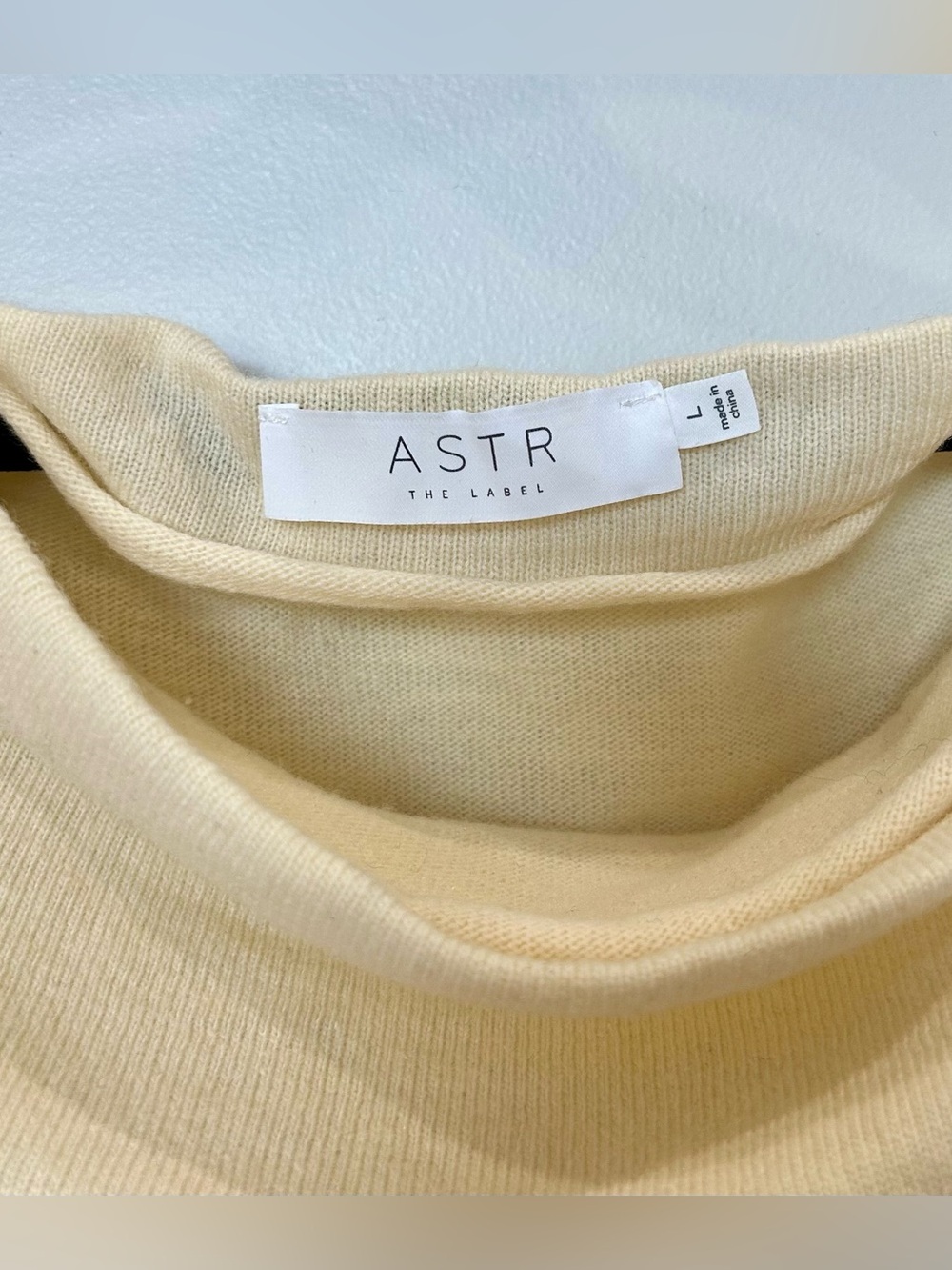 ASTR the Label-Devin One-Shoulder Knit Top in Cream - Picture 6 of 7